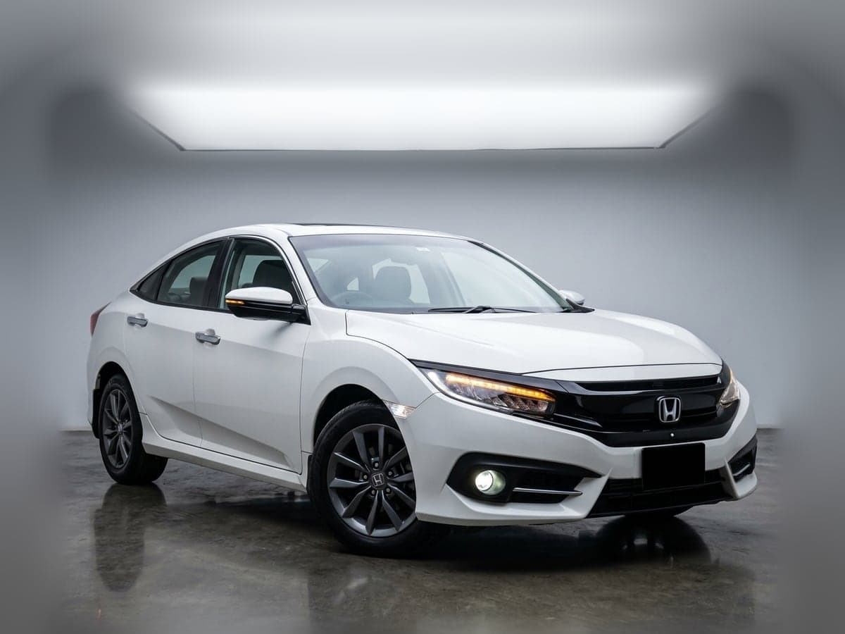 Honda Civic (White)
