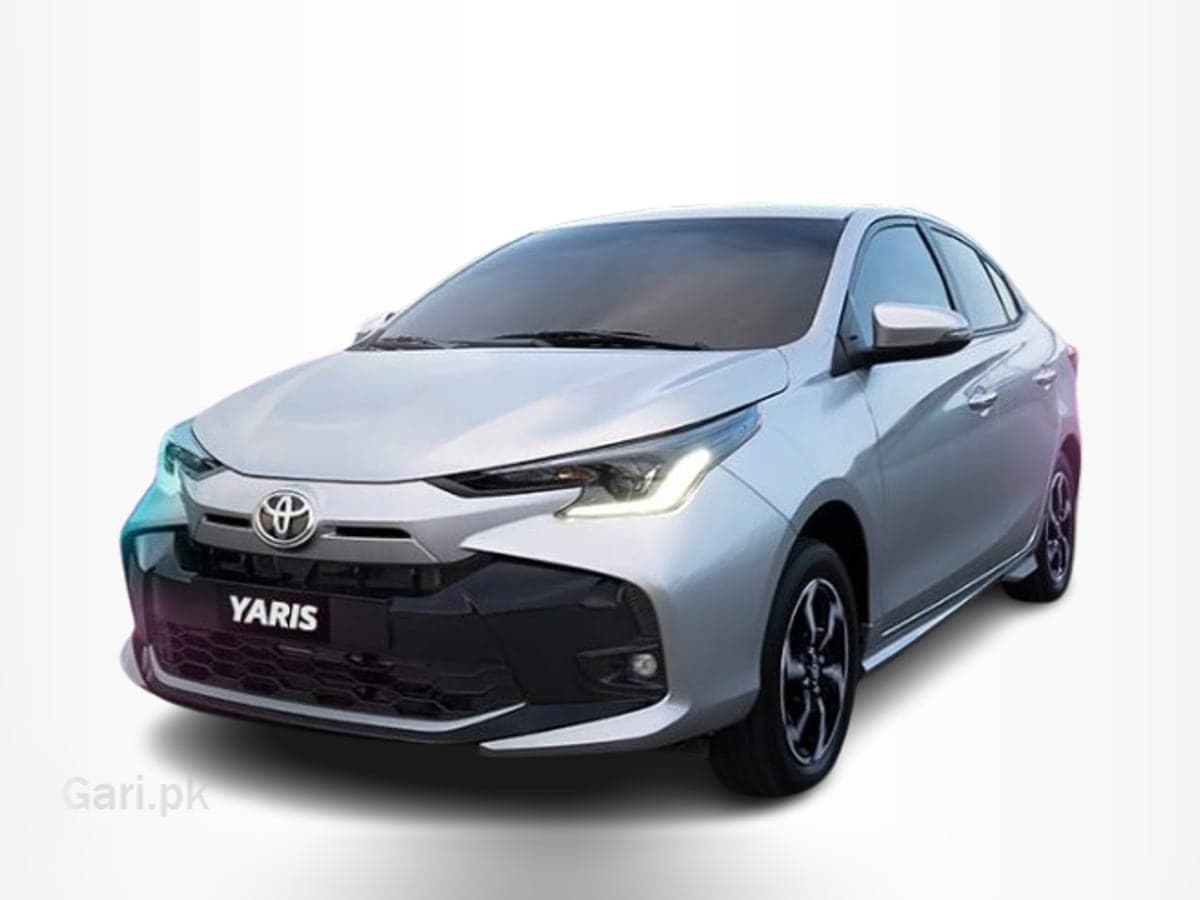 Toyota Yaris (White)